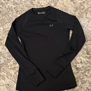 Under Armour Jet Black Base 3.0 cold gear Top women’s size XS